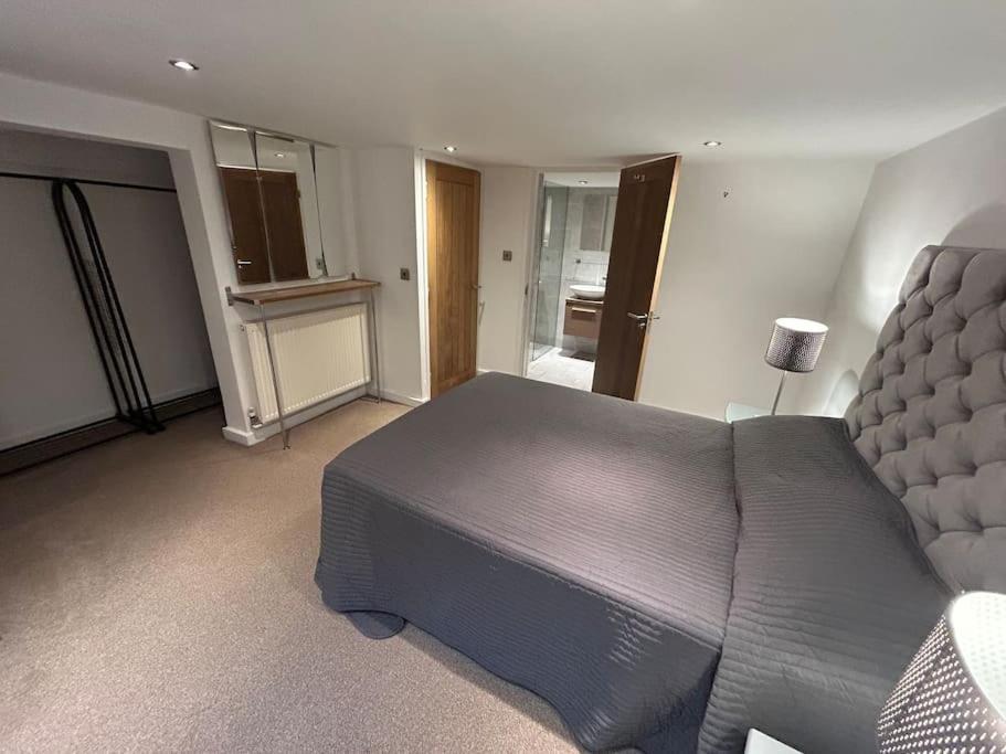Spacious Central 2Bed Apartment Wilmslow Exterior foto